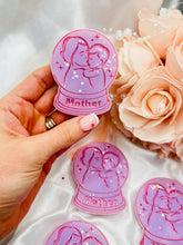 Load image into Gallery viewer, Dreamland 'Mother Globe'