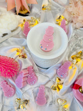 Load image into Gallery viewer, Secret Wonderland 'Snowmen'