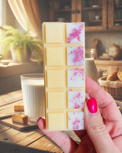 Load image into Gallery viewer, Buttermilk & Biscotti Snapbar