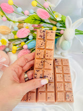 Load image into Gallery viewer, Rum & Raisin Ice Cream Snapbar
