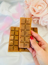 Load image into Gallery viewer, Sticky Dates Snapbar