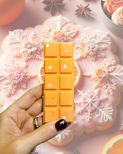 Load image into Gallery viewer, Snowflake Cookie & Citrus Buttercream Snapbar