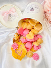 Load image into Gallery viewer, Lion & Rose Pretty Pots (Pinky Sands)