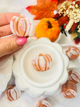 Load image into Gallery viewer, Toffee Nut Latte 'Pumpkins'