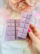 Load image into Gallery viewer, Mother's Love Snapbar