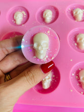 Load image into Gallery viewer, The Headless Horseman 'Little Cuties'