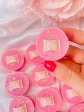 Load image into Gallery viewer, Hundreds & Thousands 'Little Cuties'