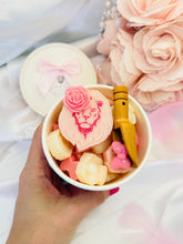 Load image into Gallery viewer, Lion &amp; Rose Pretty Pots (Cranberry Crush)
