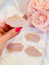 Load image into Gallery viewer, Lavender &amp; Chamomile &#39;Slippers &amp; Face Mask&#39;
