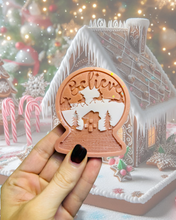 Load image into Gallery viewer, Gingerbread &#39;Snowglobe&#39;
