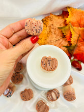 Load image into Gallery viewer, Cashmere Oud &#39;Pumpkins&#39;
