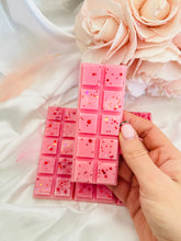 Load image into Gallery viewer, Turkish Rose, Citrus &amp; Musk Snapbar
