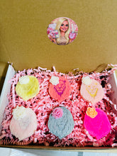 Load image into Gallery viewer, Lion &amp; Rose Sample Box
