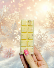 Load image into Gallery viewer, Vanilla Snowflakes Snapbar
