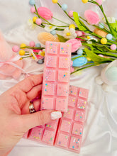 Load image into Gallery viewer, Lioness Bloom Snapbar
