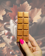 Load image into Gallery viewer, English Oak &amp; Hazelnut Snapbar
