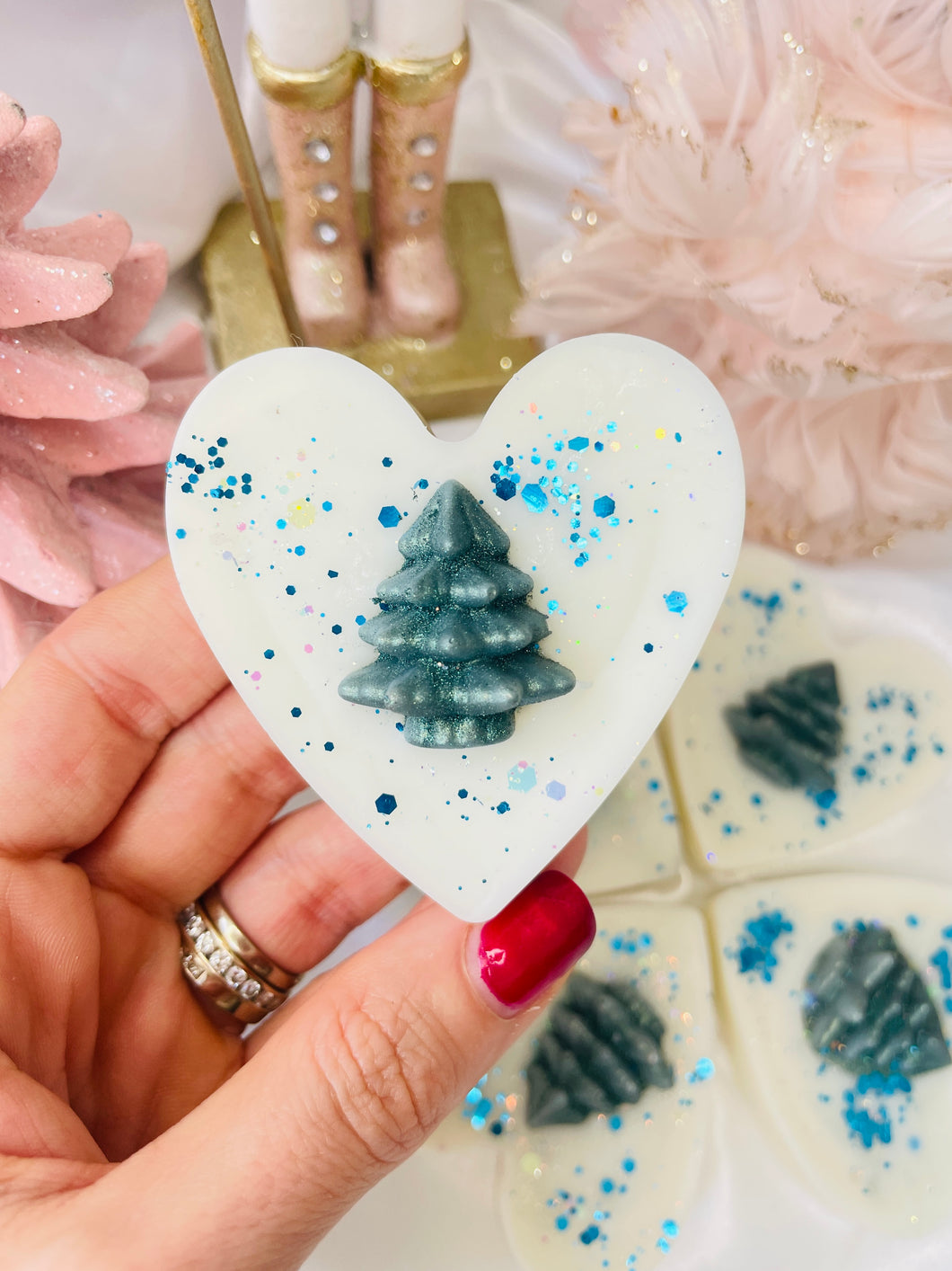 Blue Spruce & Mistletoe 'Heart Slab'