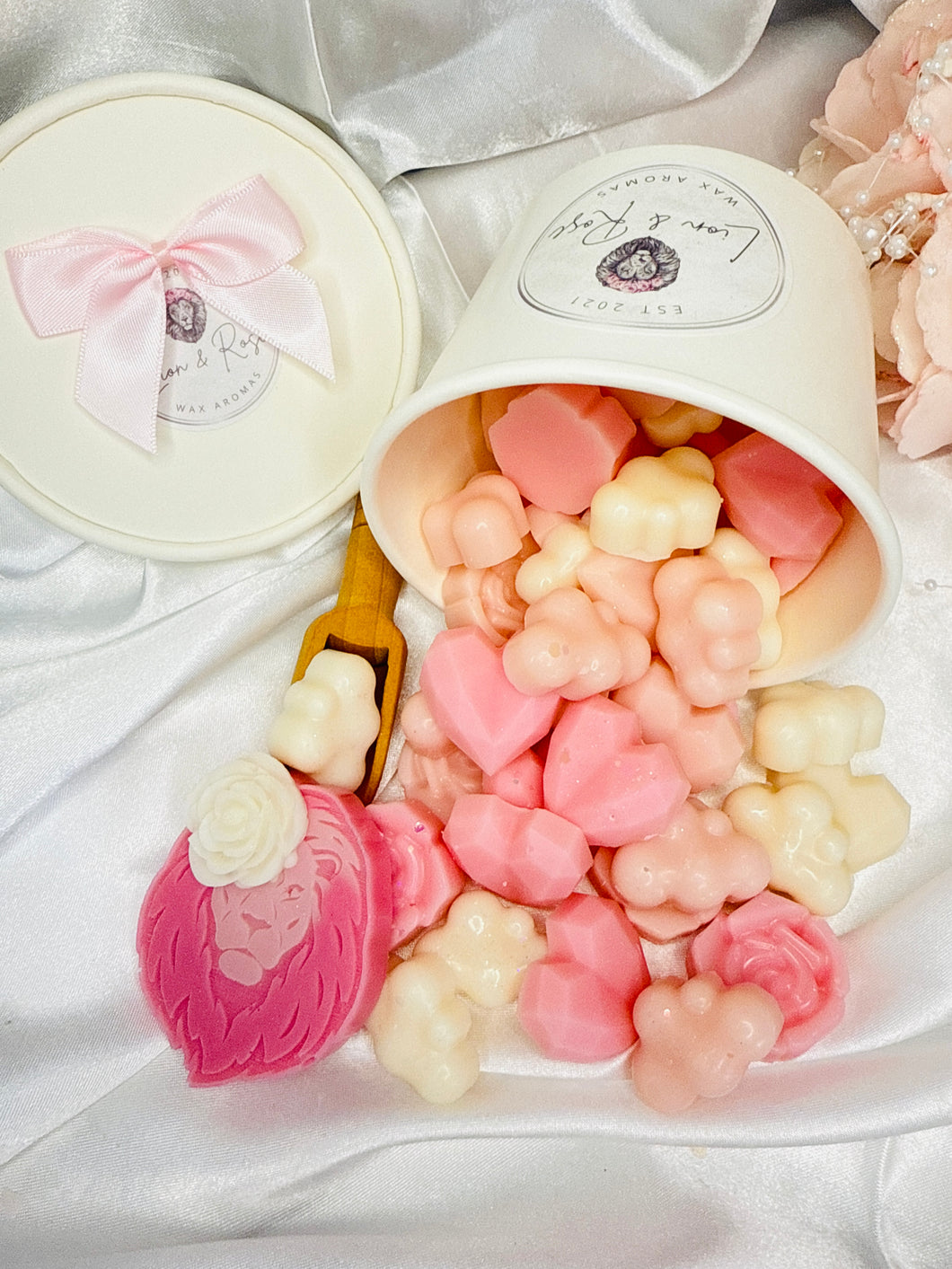 Lion & Rose Pretty Pots (Marshmallow & Pink Lychee)