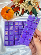 Load image into Gallery viewer, 31st October Snapbar
